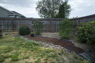 2561 Golfview Ave, Sutherlin, OR 97479 - Photo 31