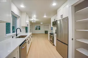 3704 NW Orchard Ct, Camas, WA 98607 - Photo 7