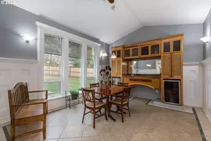 17000 SE Forest Hill Dr, Damascus, OR 97089 - Photo 11