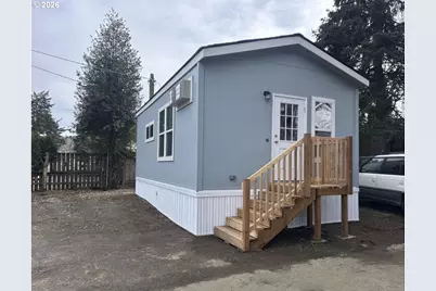 8460 SE Clatsop St, Happy Valley, OR 97086 - Photo 3