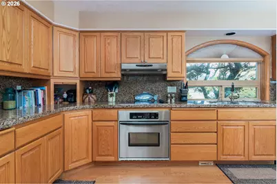 35395 Sunset Dr, Pacific City, OR 97135 - Photo 23