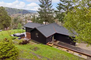 1303 SE Strong Ave, Roseburg, OR 97470 - Photo 33