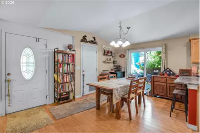 3728 N Alaska St, Portland, OR 97217 - Photo 9