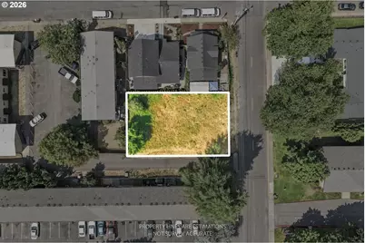 211 S Locust St, Canby, OR 97013 - Photo 3