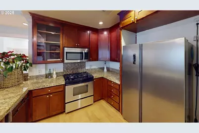 196 SE Spokane St #110, Portland, OR 97202 - Photo 23