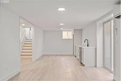 842 NE Killingsworth St, Portland, OR 97211 - Photo 33