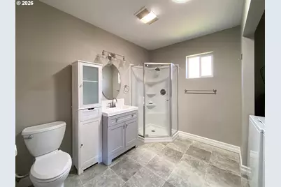 952 E Main St, Monmouth, OR 97361 - Photo 45