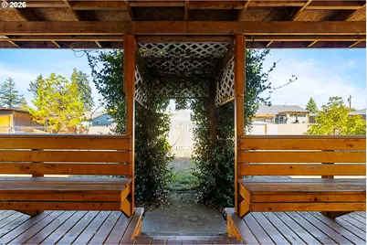 2812 W Sanders Ave, Roseburg, OR 97471 - Photo 17