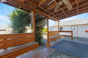 2812 W Sanders Ave, Roseburg, OR 97471 - Photo 19