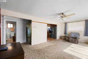 2812 W Sanders Ave, Roseburg, OR 97471 - Photo 5