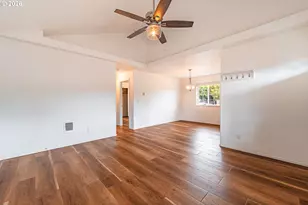 4096 S E St, Springfield, OR 97478 - Photo 5