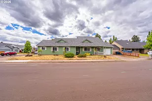 4096 S E St, Springfield, OR 97478 - Photo 1
