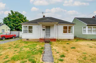 135 Halsey St, Saint Helens, OR 97051 - Photo 1
