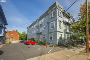 2127 NW Irving St, Portland, OR 97210 - Photo 25