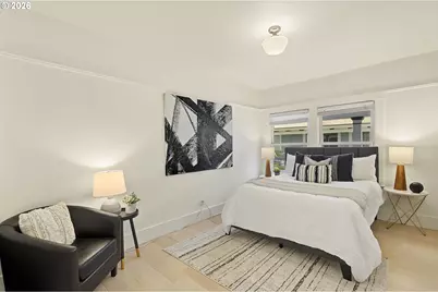 2127 NW Irving St #301, Portland, OR 97210 - Photo 15