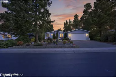 147 42nd Way, Florence, OR 97439 - Photo 3