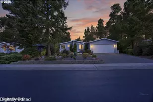 147 42nd Way, Florence, OR 97439 - Photo 3