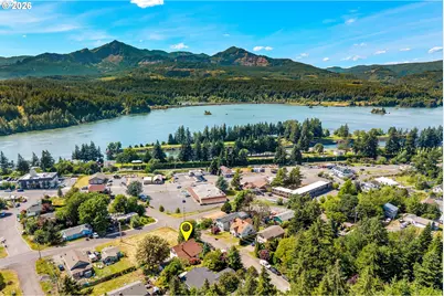 115 SW Regulator St, Cascade Locks, OR 97014 - Photo 1