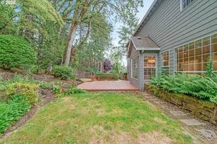 12616 SW 60th Ct, Portland, OR 97219 - Photo 39