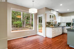 12616 SW 60th Ct, Portland, OR 97219 - Photo 15