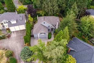 12616 SW 60th Ct, Portland, OR 97219 - Photo 41