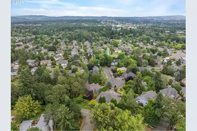 12616 SW 60th Ct, Portland, OR 97219 - Photo 47