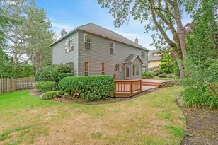 12616 SW 60th Ct, Portland, OR 97219 - Photo 43