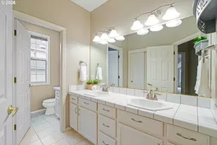 12616 SW 60th Ct, Portland, OR 97219 - Photo 25