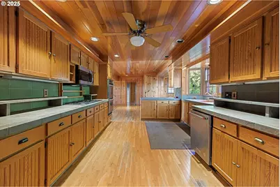 35960 NE Wilsonville Rd, Newberg, OR 97132 - Photo 13