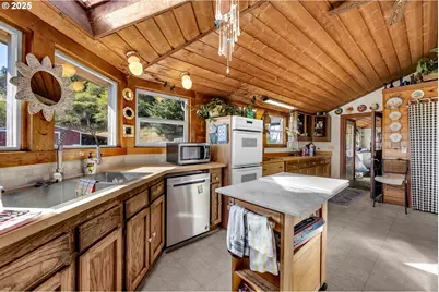 14840 Condor Rd, Cloverdale, OR 97112 - Photo 15