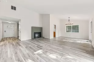 5385 NW Deschutes Dr, Portland, OR 97229 - Photo 13