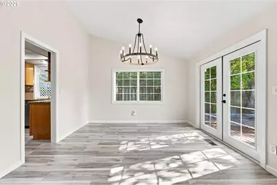 5385 NW Deschutes Dr, Portland, OR 97229 - Photo 17