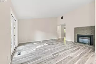5385 NW Deschutes Dr, Portland, OR 97229 - Photo 15