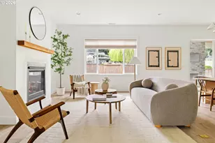 2744 Dahlia Dr, West Linn, OR 97068 - Photo 5