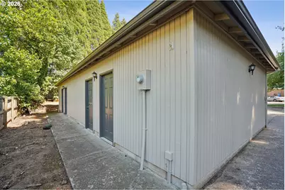 2151 National Ct SE, Salem, OR 97306 - Photo 9