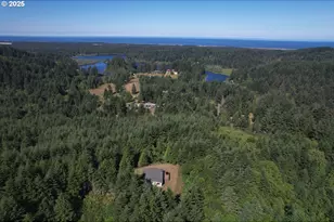 89349 Rustic Ln, Florence, OR 97439 - Photo 11