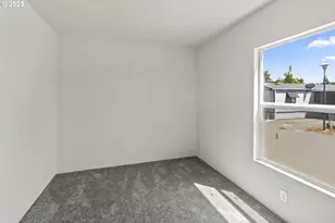 5335 Main St, Springfield, OR 97478 - Photo 9