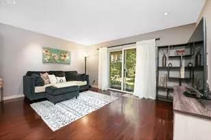 623 N Hayden Bay Dr, Portland, OR 97217 - Photo 7