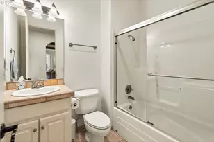 23526 SW McLoughlin Ct, Sherwood, OR 97140 - Photo 15