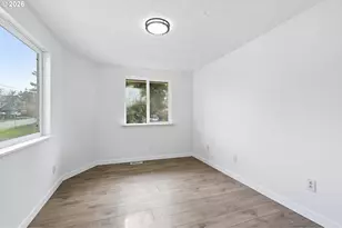 15893 NE Holladay St, Portland, OR 97230 - Photo 21