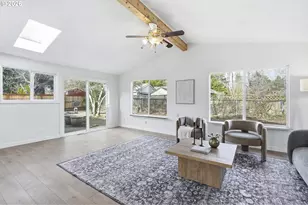 15893 NE Holladay St, Portland, OR 97230 - Photo 17