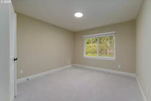 18706 Bryant Rd, Lake Oswego, OR 97034 - Photo 27