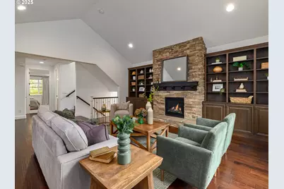 18706 Bryant Rd, Lake Oswego, OR 97034 - Photo 5