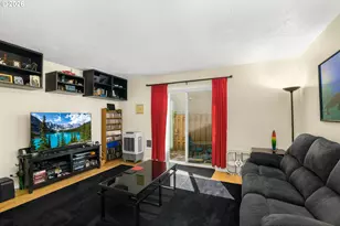 12036 SE Bush St, Portland, OR 97266 - Photo 7