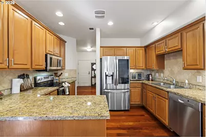 20512 SW Roy Rogers Rd #319, Sherwood, OR 97140 - Photo 15