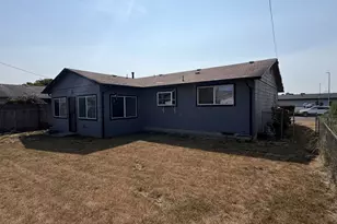 2216 Country Club Rd, Woodburn, OR 97071 - Photo 5
