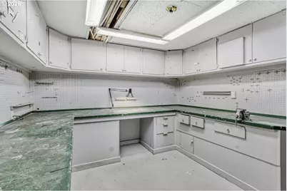 7354 N Wayland Ave, Portland, OR 97203 - Photo 31