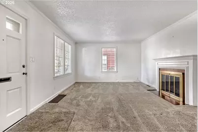 7354 N Wayland Ave, Portland, OR 97203 - Photo 5