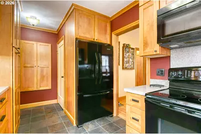 908 SE Byers Ave, Pendleton, OR 97801 - Photo 5