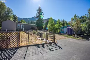 6270 Miller Rd, Mt Hood Prkdl, OR 97041 - Photo 47